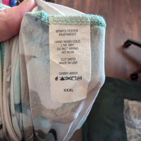 3/4 Length Sleeve Honeyme Curvy Top XXXL/3XL - Picture 4 of 4